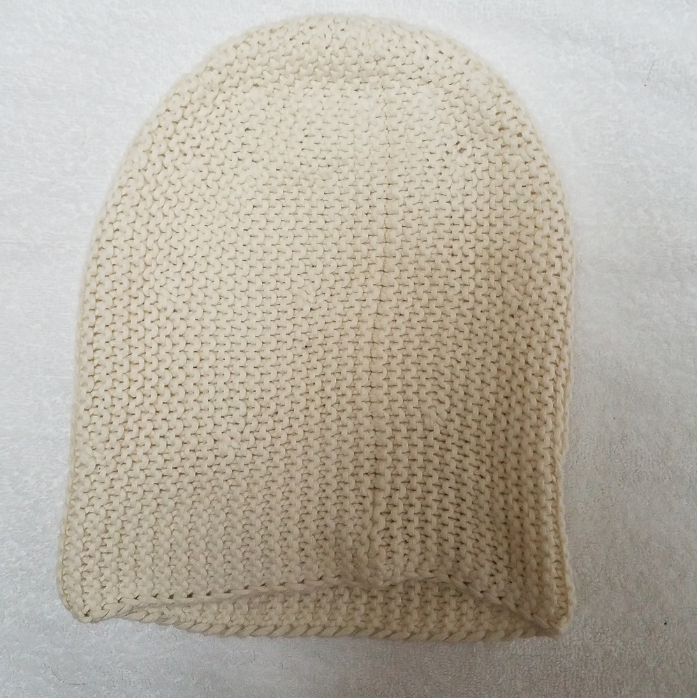 AEO American Eagle Outfitters Knit Beanie Hat